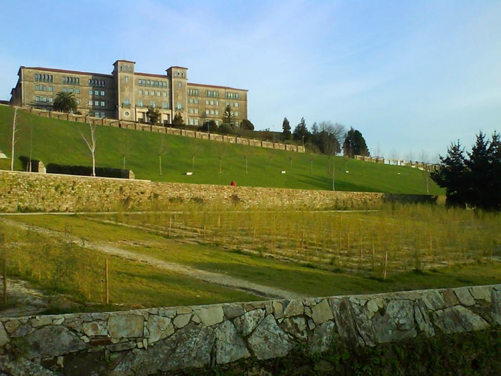 Vm Apartamentos Turisticos Santiago de Compostela Ngoại thất bức ảnh
